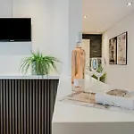 Eksklusiv 2br I Terrasse I Fri Parkering Apartamento Odense