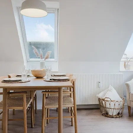 Eksklusiv 2br I Terrasse I Fri Parkering * Odense