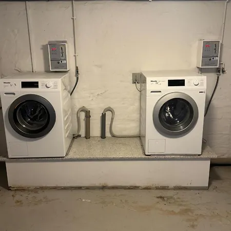 Eksklusiv 2br I Terrasse I Fri Parkering Апартаменты Оденсе