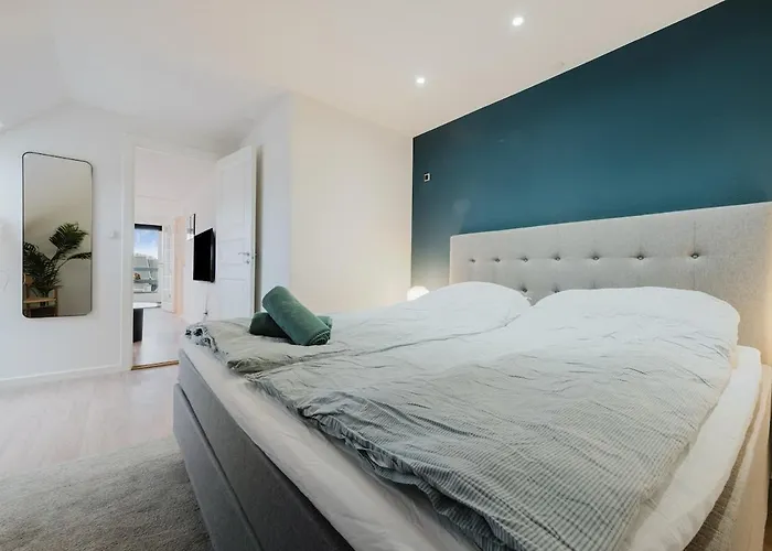 Eksklusiv 2Br Lejlighed I Terrasse I Fri Parkering *