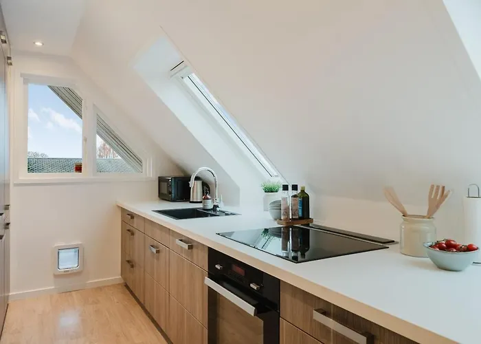 Eksklusiv 2br I Terrasse I Fri Parkering *